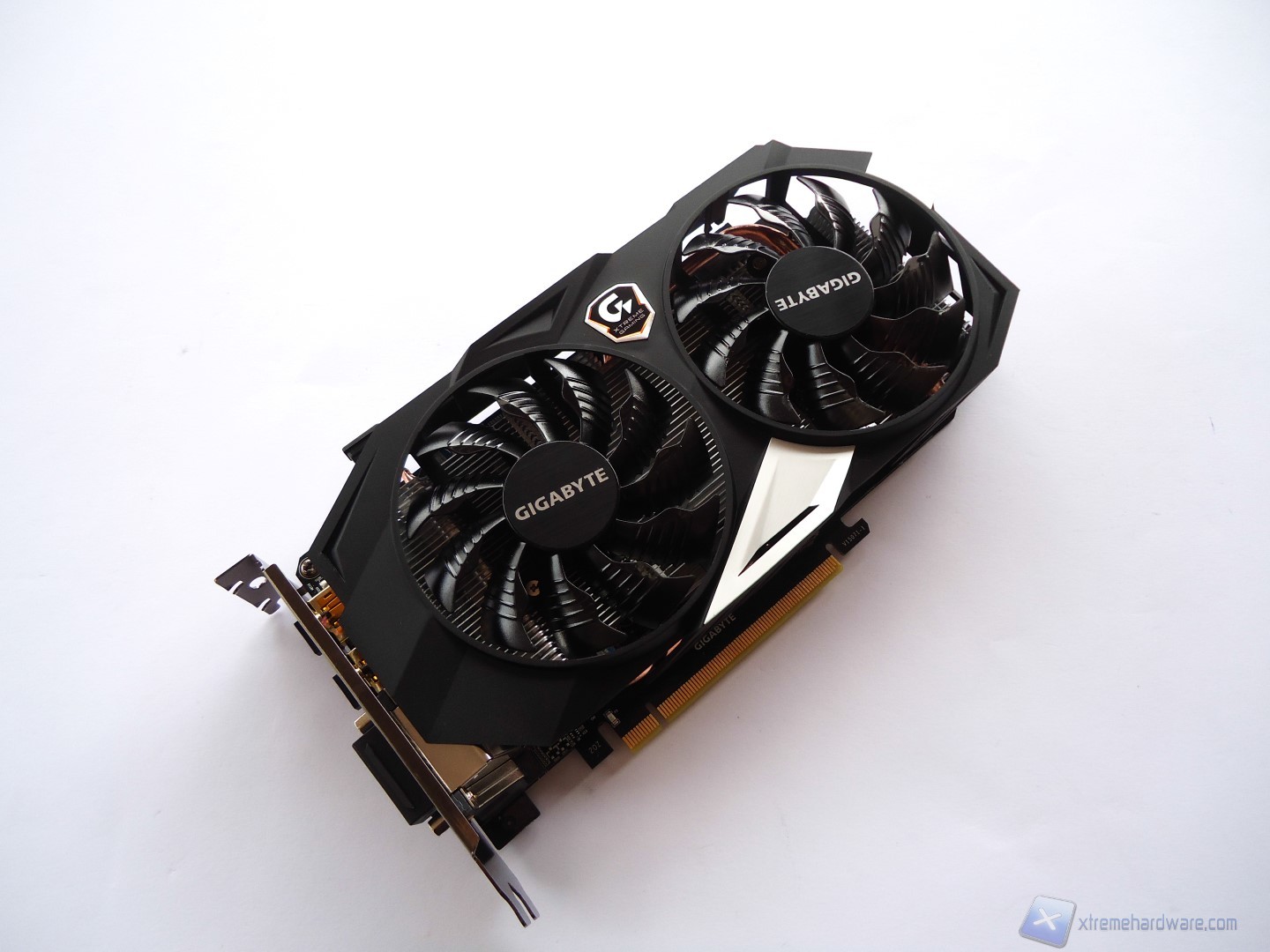 Gigabyte GTX 950 14